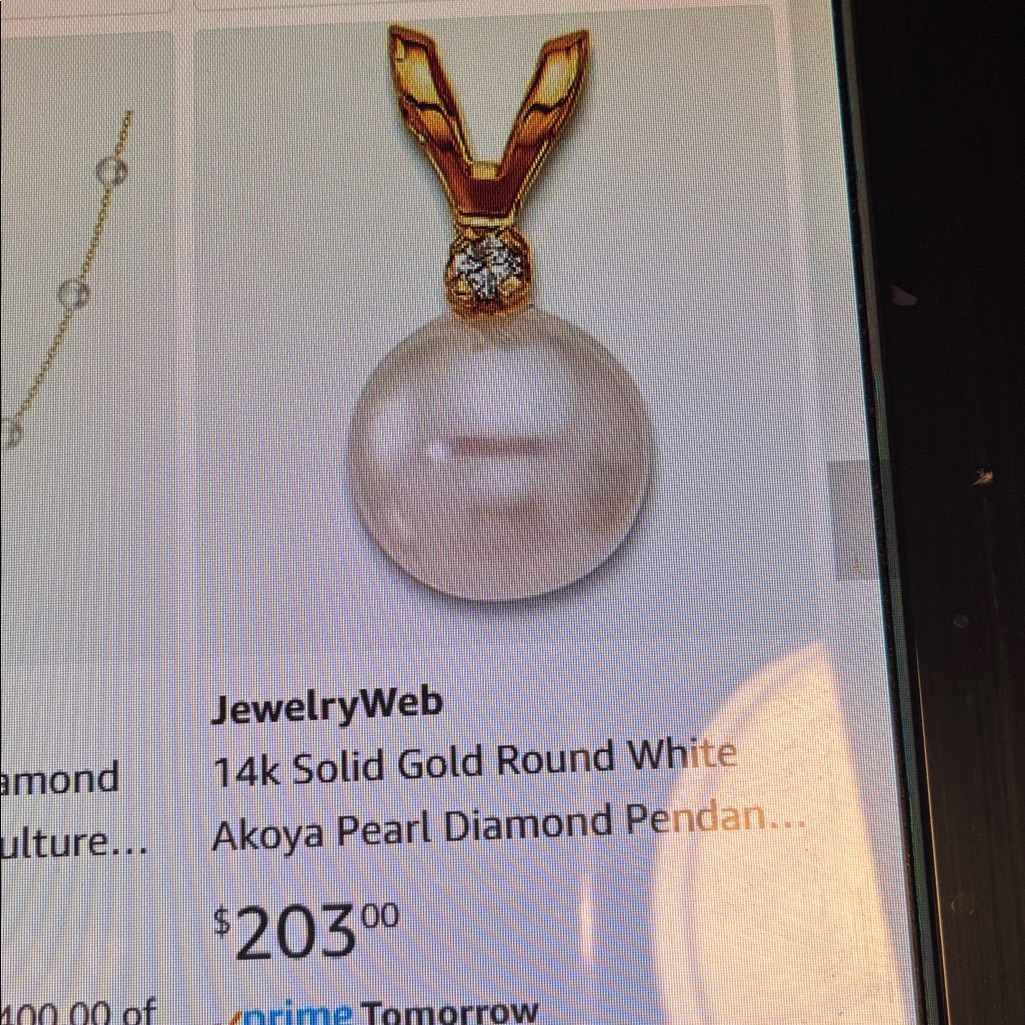 14 Kt Gold Pearl With Diamond Accent Pendant